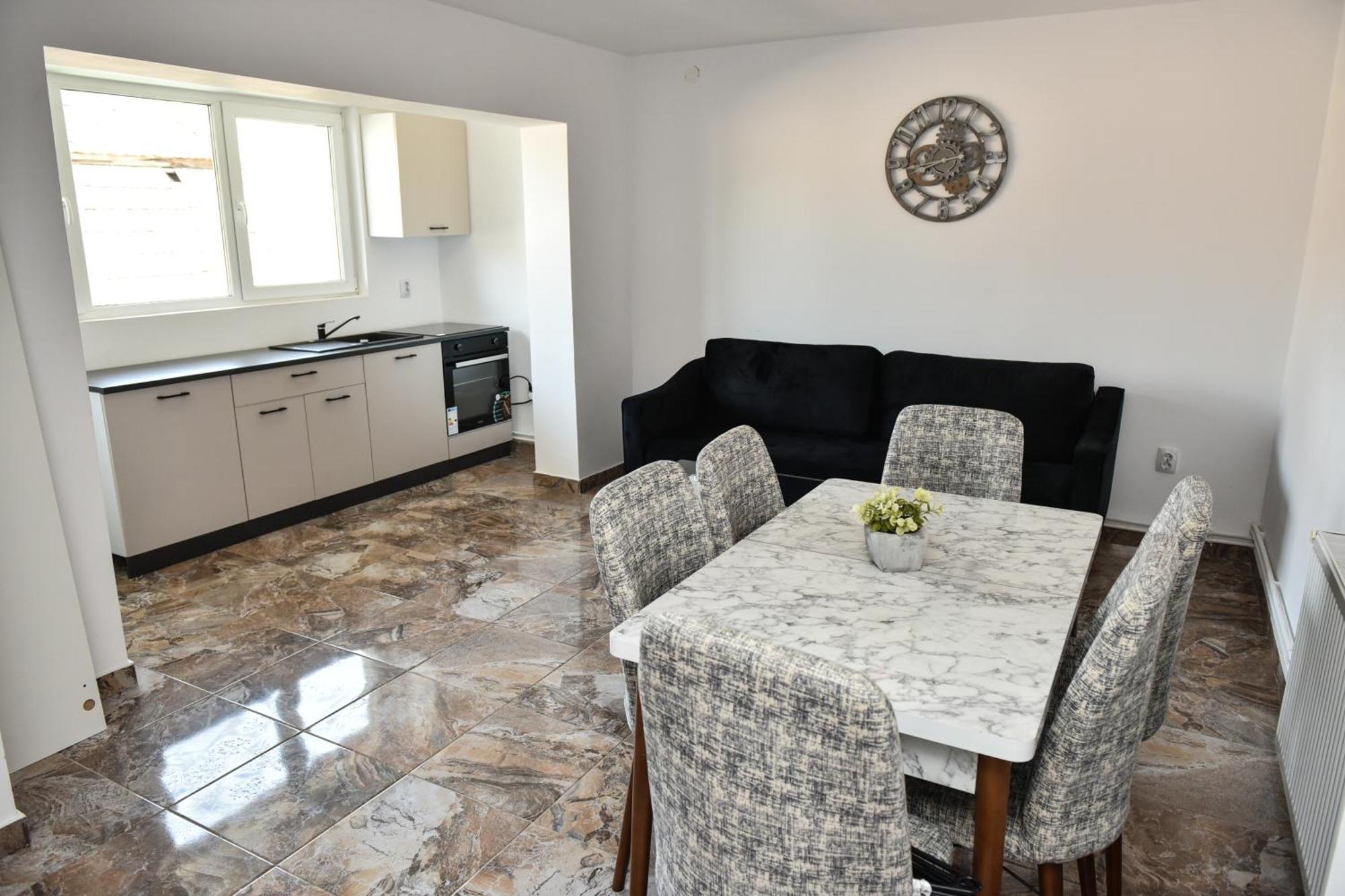 Apartament'S Moise Turda Luaran gambar