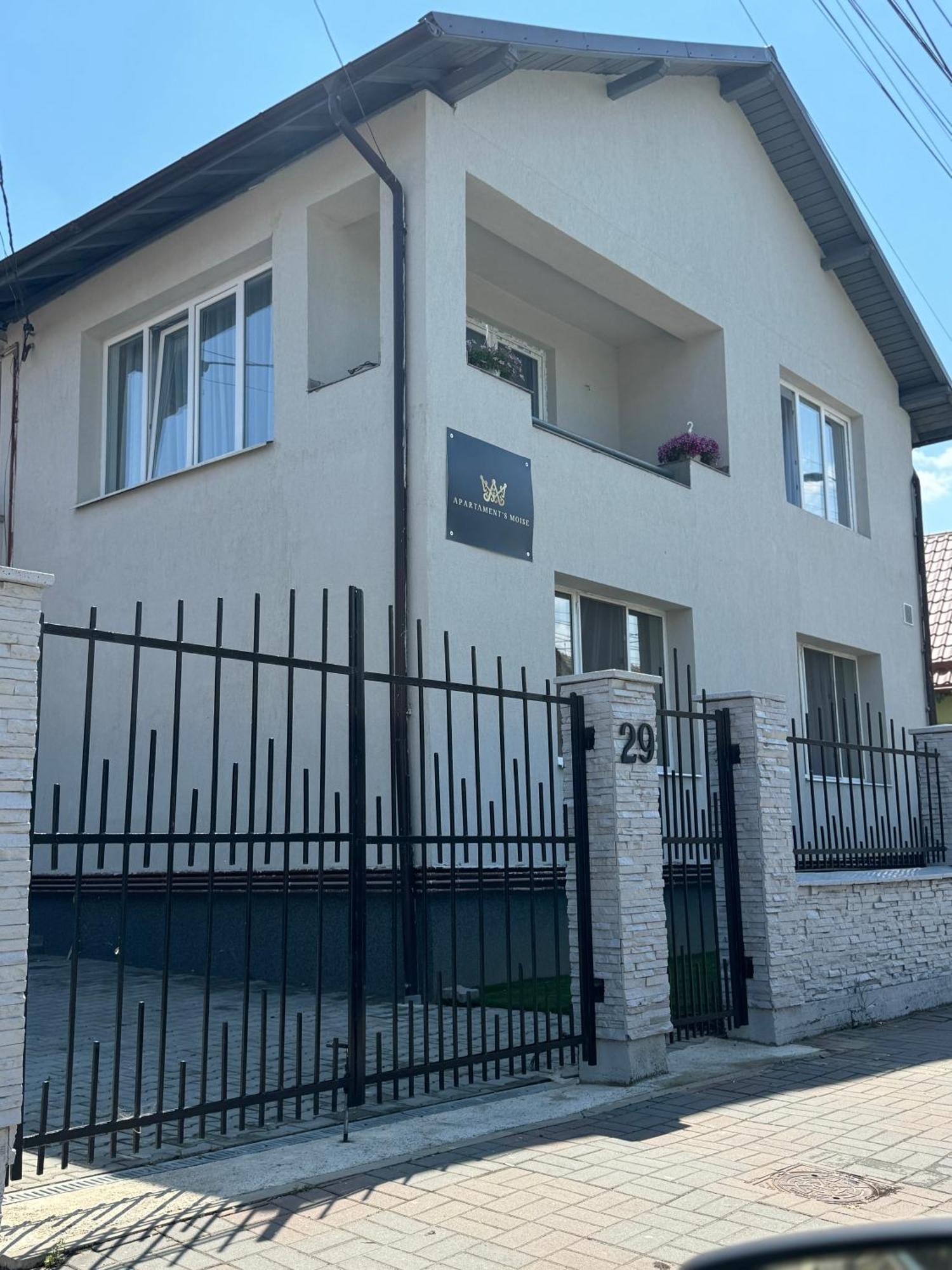 Apartament'S Moise Turda Luaran gambar